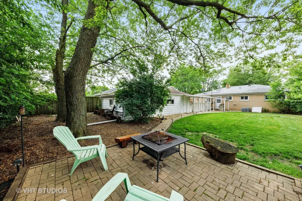 721 North Bierman Avenue Villa Park IL 60181