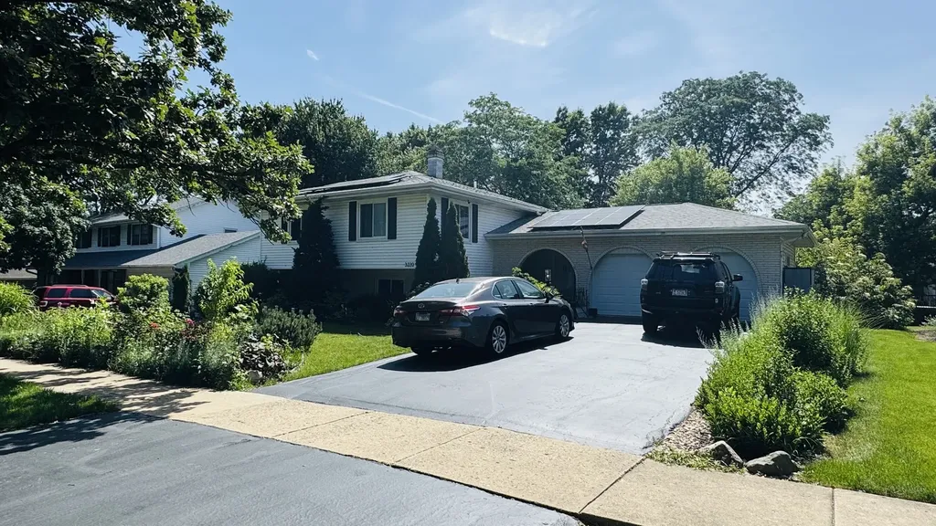 3220 Saratoga Avenue Downers Grove IL 60515