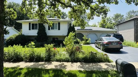 3220 Saratoga Avenue Downers Grove IL 60515