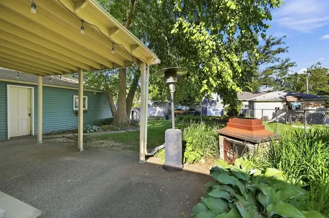 1125 24TH Street Moline IL 61265