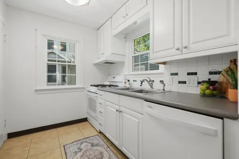 1125 24TH Street Moline IL 61265