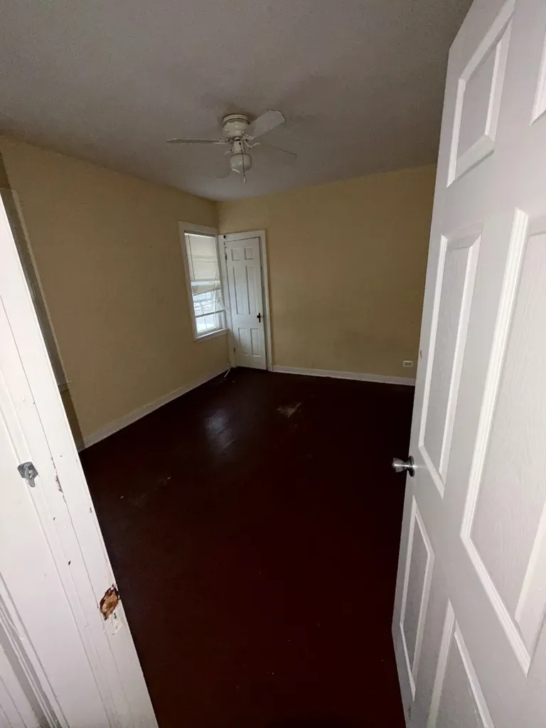 1255 West 108th Place Chicago IL 60643