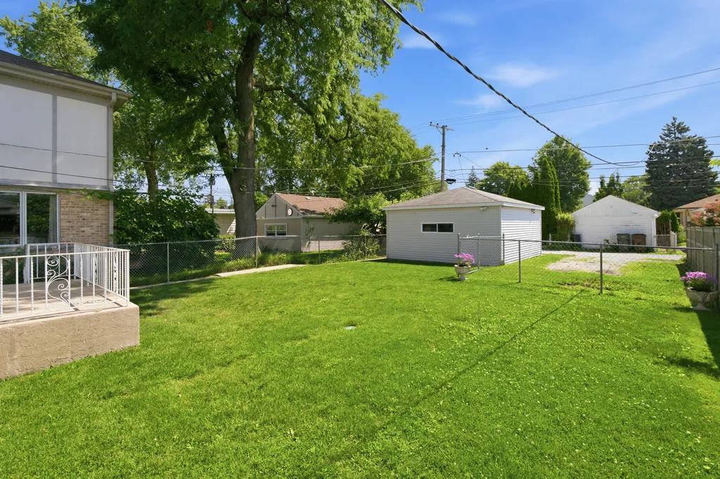 7519 Kolmar Avenue Skokie IL 60076