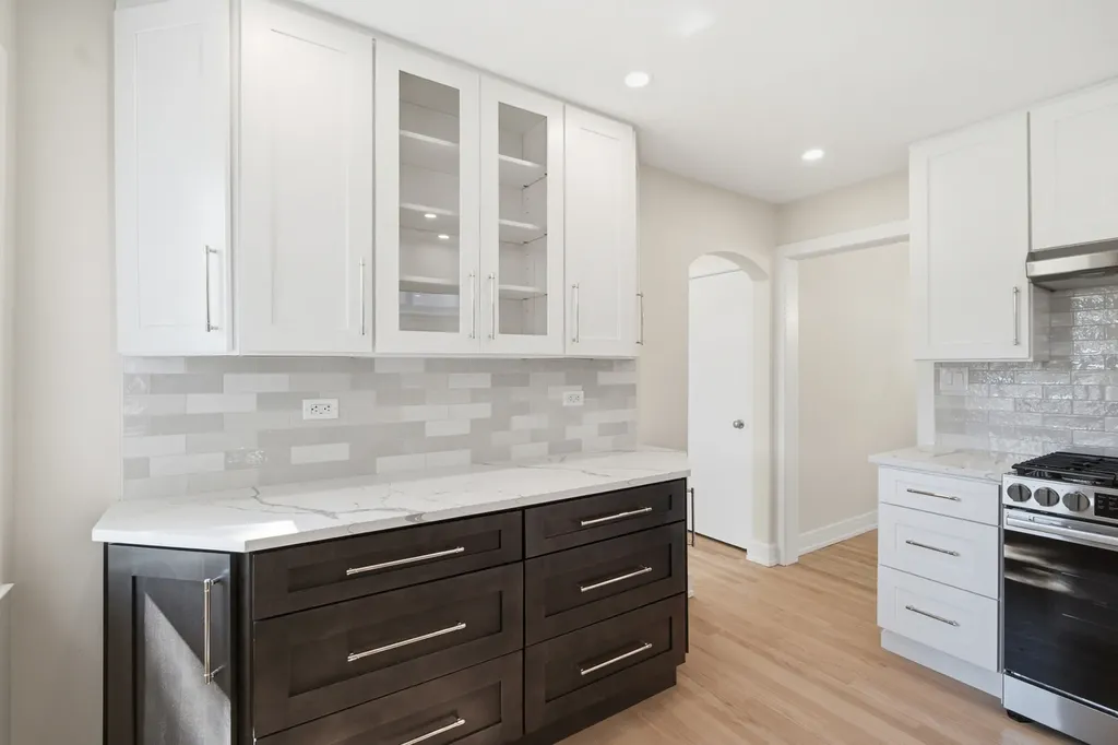 7519 Kolmar Avenue Skokie IL 60076