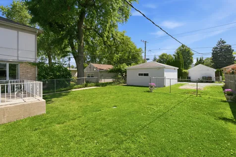 7519 Kolmar Avenue Skokie IL 60076