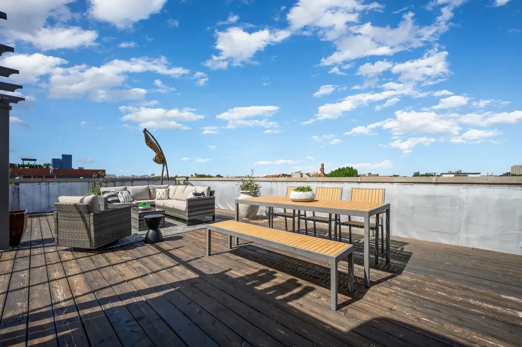 1446 West Cortez Avenue Chicago IL 60642