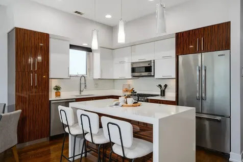 1446 West Cortez Avenue Chicago IL 60642