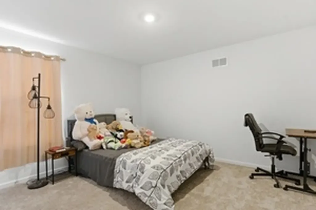 16117 South Longcommon Lane Plainfield IL 60586