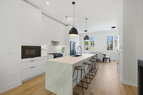 4216 West Belmont Avenue Chicago IL 60641