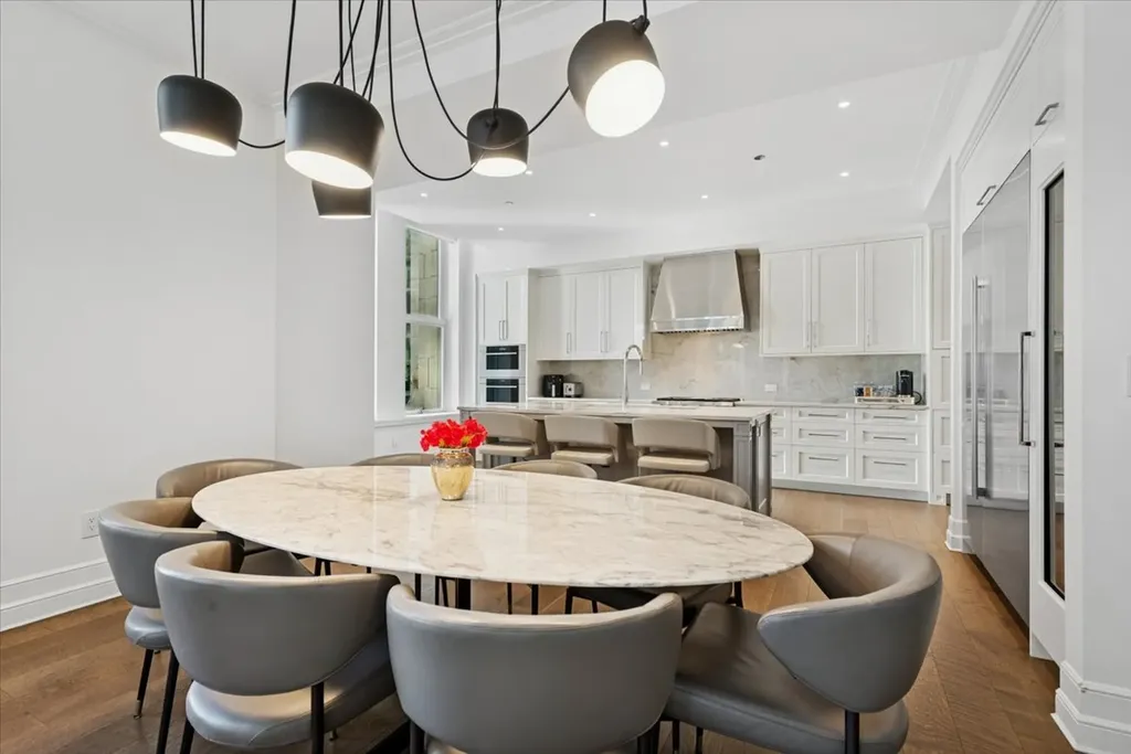 435 North Michigan Avenue Chicago IL 60611