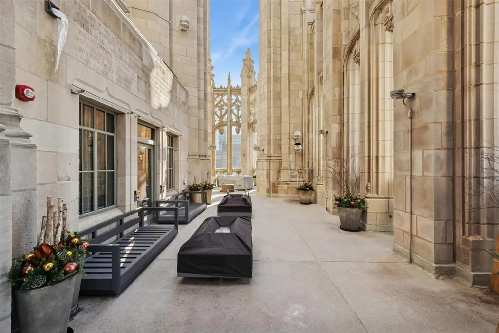 435 North Michigan Avenue Chicago IL 60611