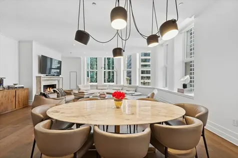 435 North Michigan Avenue Chicago IL 60611
