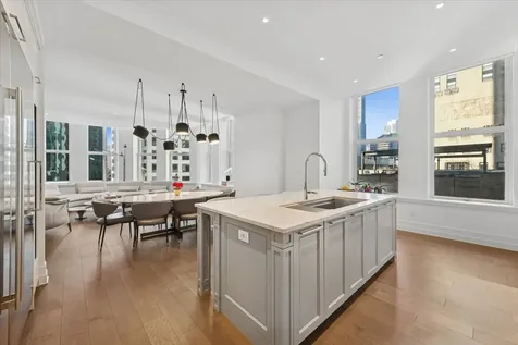 435 North Michigan Avenue Chicago IL 60611