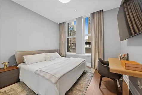 435 North Michigan Avenue Chicago IL 60611