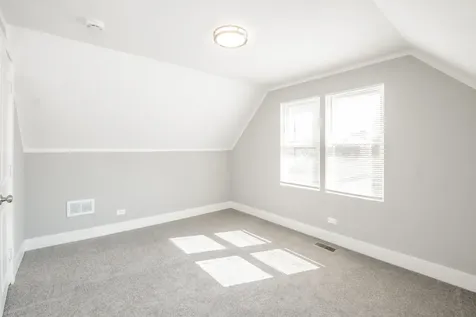 8043 South Yale Avenue Chicago IL 60620