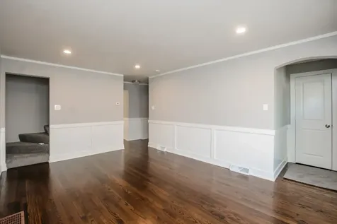 8043 South Yale Avenue Chicago IL 60620
