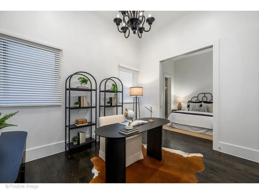 2037 West Division Street Chicago IL 60622