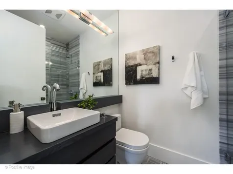 2037 West Division Street Chicago IL 60622