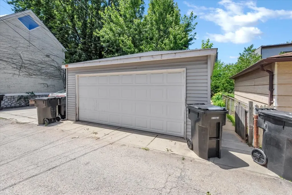 4127 North Ashland Avenue Chicago IL 60613