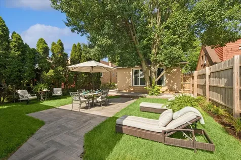 4019 Prairie Avenue Schiller Park IL 60176