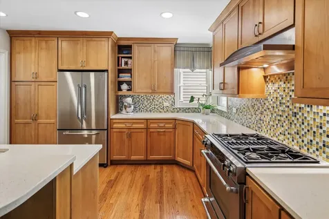 605 South Fern Avenue Elmhurst IL 60126