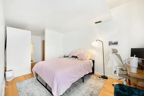 2549 North Halsted Street Chicago IL 60614