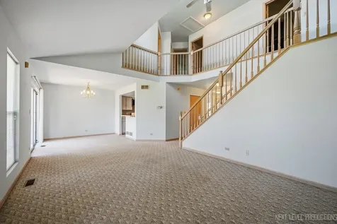 37 Ione Drive South Elgin IL 60177