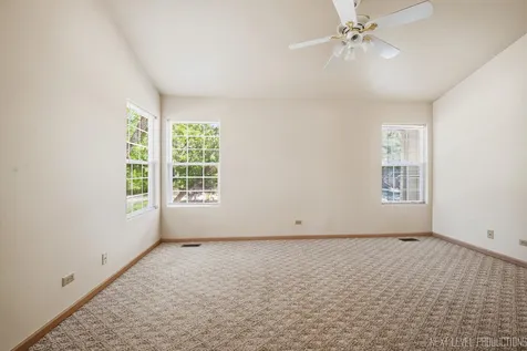 37 Ione Drive South Elgin IL 60177