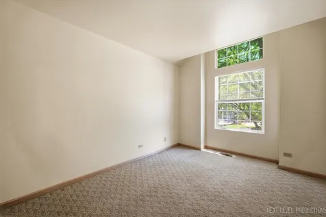 37 Ione Drive South Elgin IL 60177