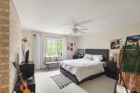30W174 Forsythia Lane Wayne IL 60184