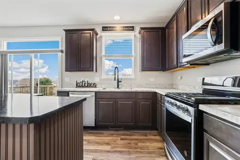 1805 Wildspring Parkway Joliet IL 60431