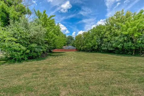 85 Bender Road Des Plaines IL 60016