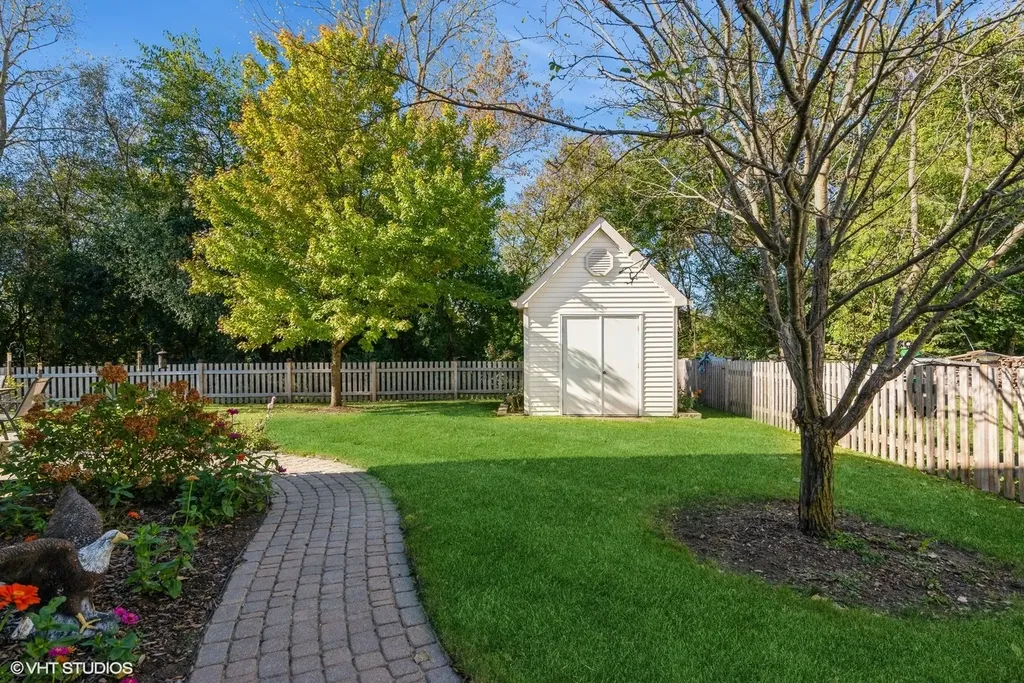 11061 Bayou Court Huntley IL 60142