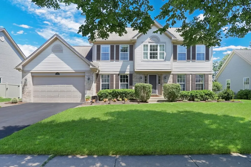 753 West Trail N Grayslake IL 60030
