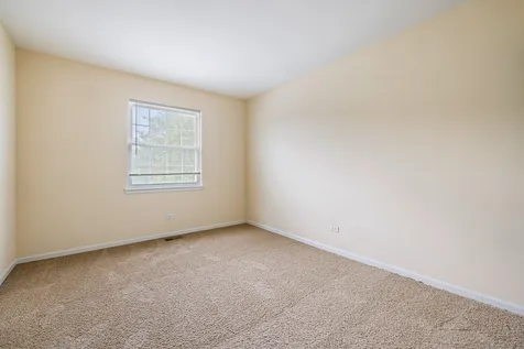 510 Nebraska Circle Carol Stream IL 60188