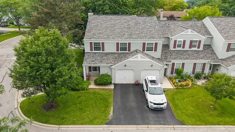 510 Nebraska Circle Carol Stream IL 60188