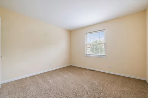 510 Nebraska Circle Carol Stream IL 60188