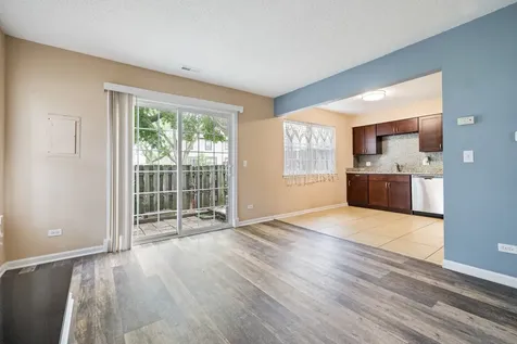 510 Nebraska Circle Carol Stream IL 60188