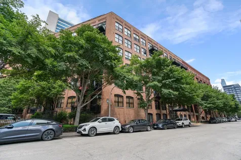 520 West Huron Street Chicago IL 60654