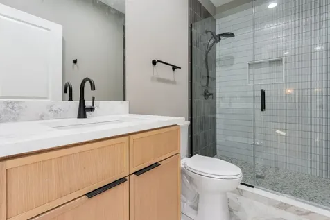 6402 South Vernon Avenue Chicago IL 60637