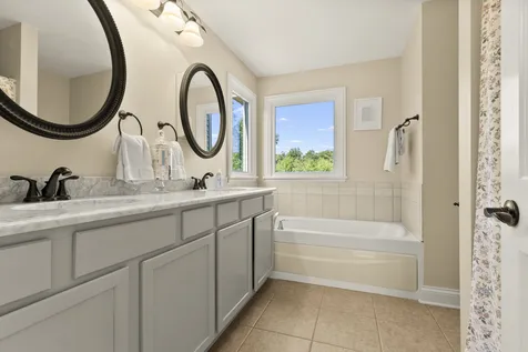12810 Skyline Drive Roscoe IL 61073