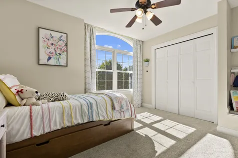 12810 Skyline Drive Roscoe IL 61073