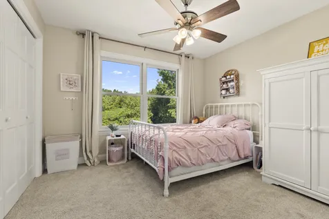 12810 Skyline Drive Roscoe IL 61073