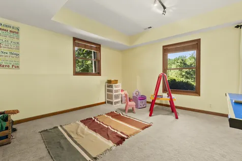 12810 Skyline Drive Roscoe IL 61073