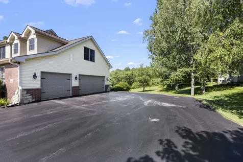 12810 Skyline Drive Roscoe IL 61073