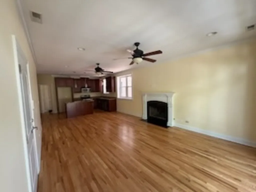 5358 North Central Avenue Chicago IL 60630
