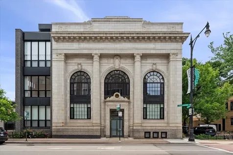 1425 West Fullerton Avenue Chicago IL 60614