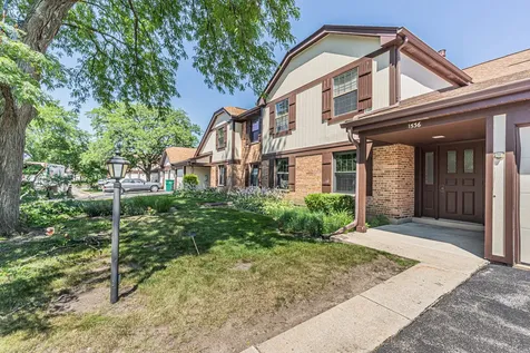 1538 Springview Court Wheeling IL 60090