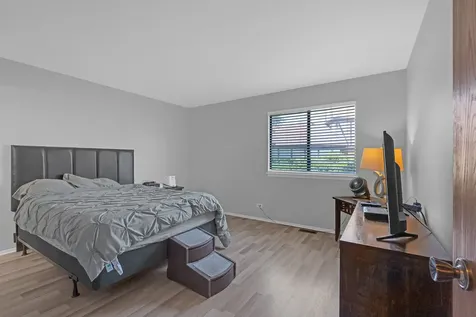 1538 Springview Court Wheeling IL 60090