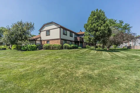1538 Springview Court Wheeling IL 60090